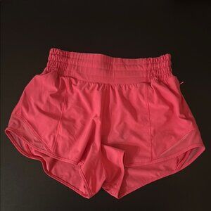 Lululemon salmon Athletic Shorts Lightweight Moisture-Wicking 2.5” Hotty Hot